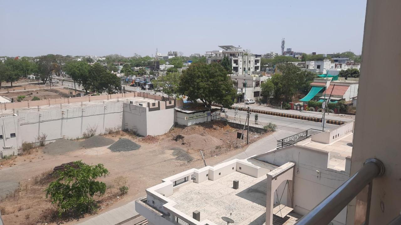 Hotel Hariram Tower Wardha Exteriér fotografie