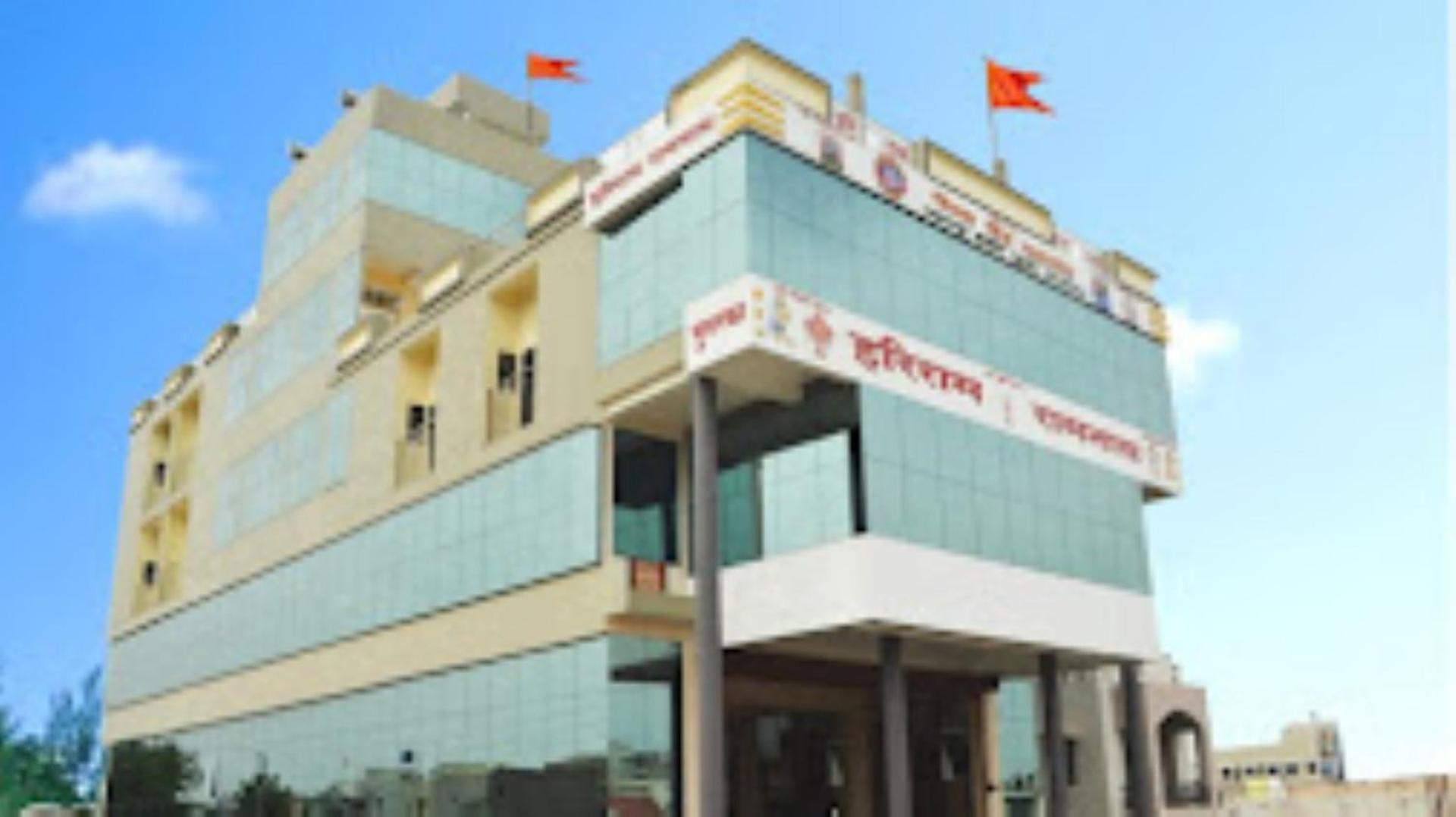 Hotel Hariram Tower Wardha Exteriér fotografie